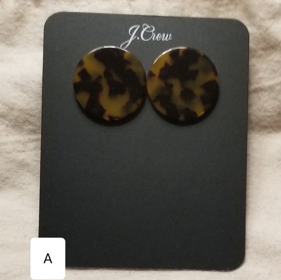 J. Crew Tortoise Disc Earrings - Picture 3 of 5